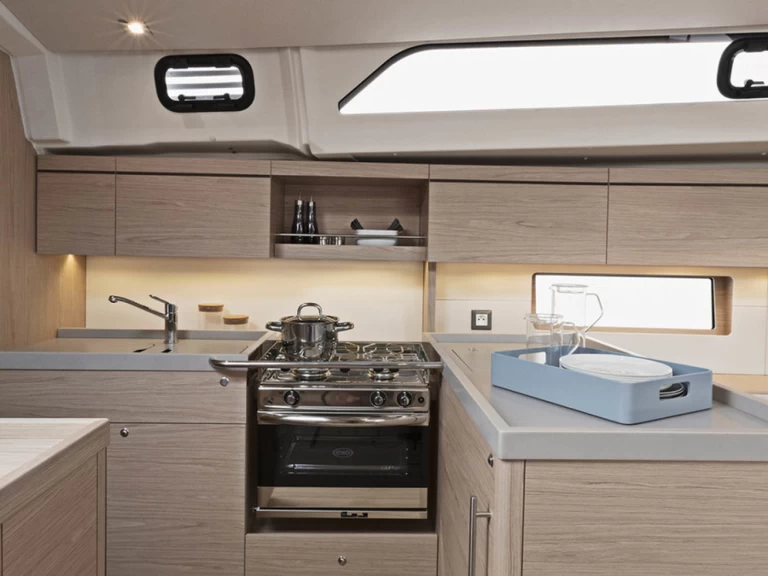 Wynajem łodzi Marigot tanio Oceanis 461