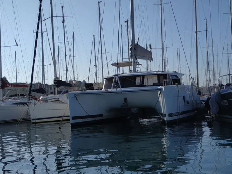 Wynajem łodzi Fountaine Pajot Lucia 40 w Procida na SamBoat 