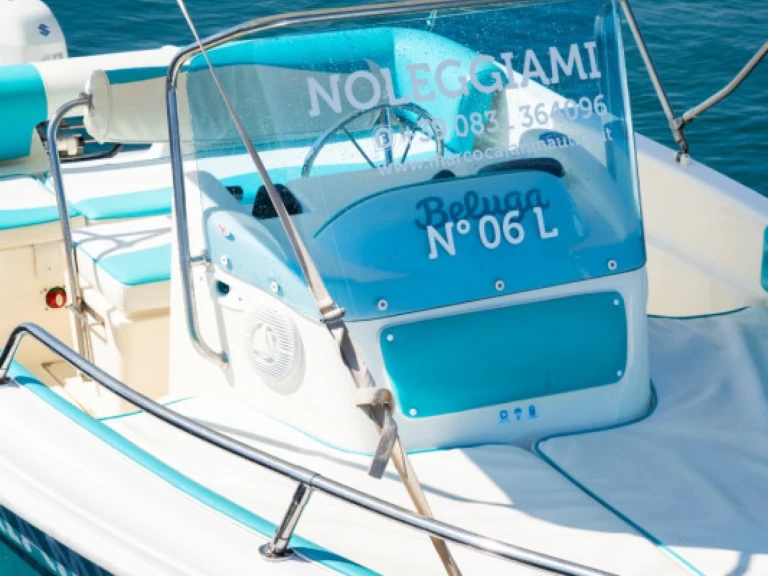 Wynajmij  Motorboat 5.80 w Torre Canne