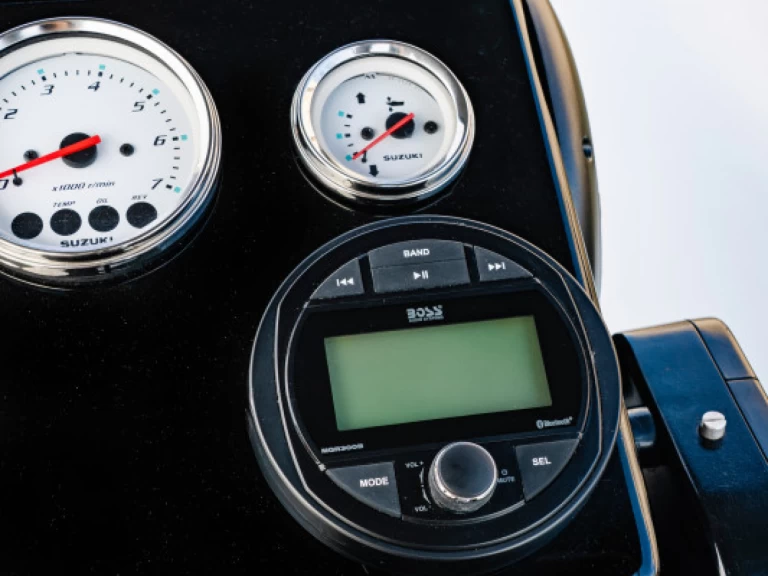 Wynajem łodzi Torre Canne tanio Motorboat 4.3