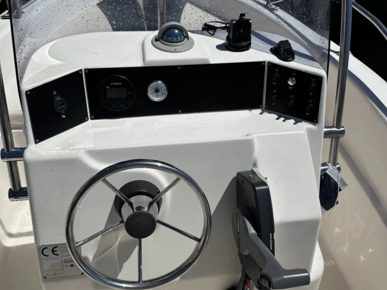 Wynajem łodzi Saint-Cyprien tanio Fm17