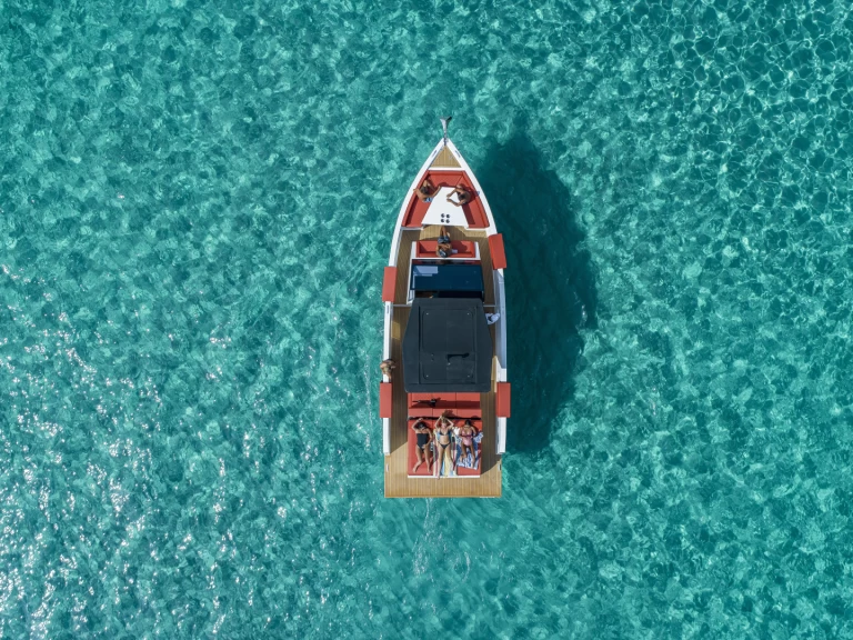 Wynajmij Motorówka z lub bez skippera Deantonio w Cala Gonone