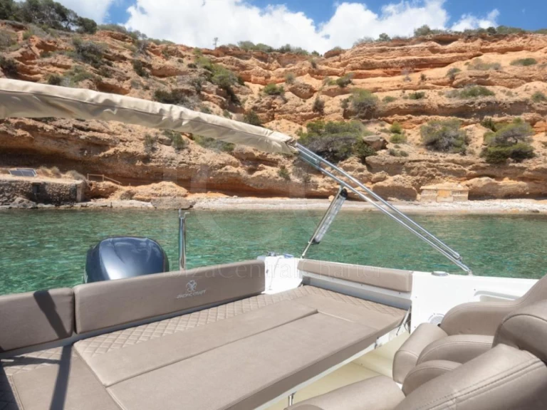 Wynajem łodzi Empuriabrava tanio Pacific Craft 750 Open