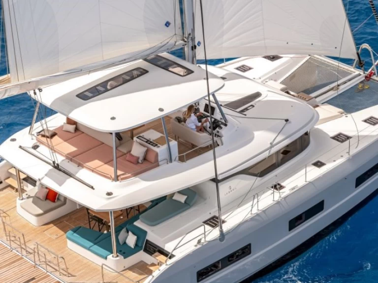 Wynajmij Lagoon Lagoon 55 w Lavrio