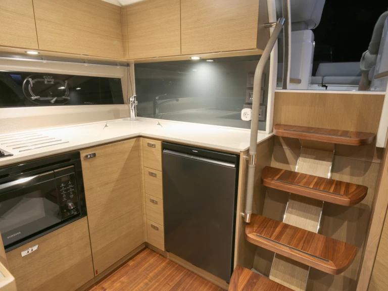 Wynajmij Motorówka z lub bez skippera Princess w Gouvia