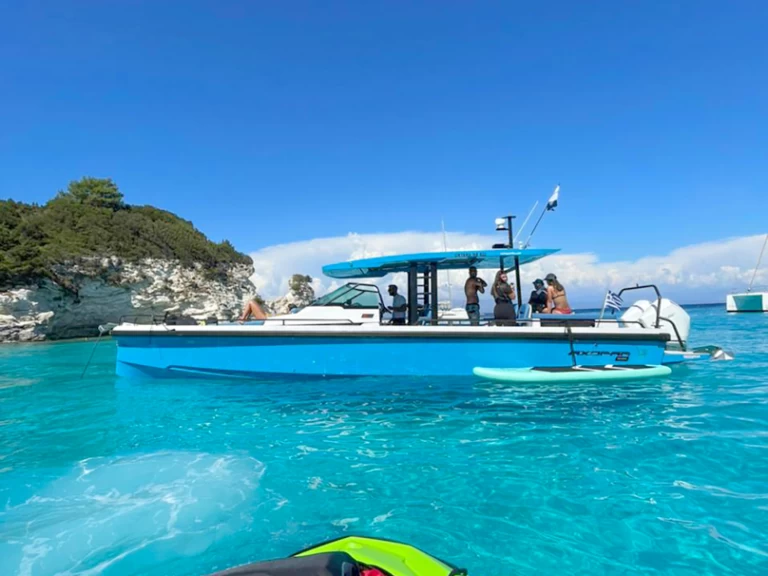 Wynajmij Axopar Axopar 37 Sun-Top w Gouvia