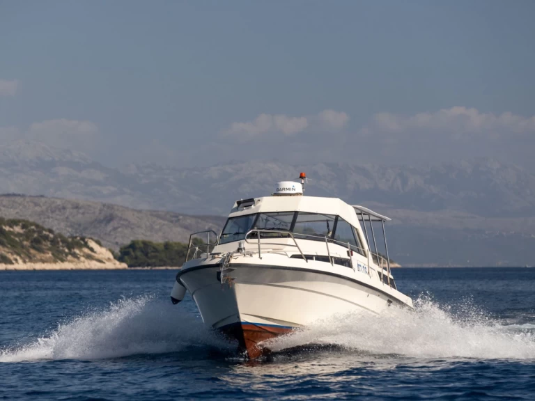 Wynajmij Fjord 880 Tourer w Sumpetar