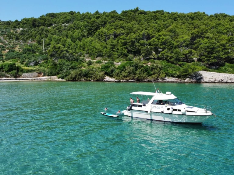 Motorówka do wynajmu w Sumpetar w najlepszej cenie