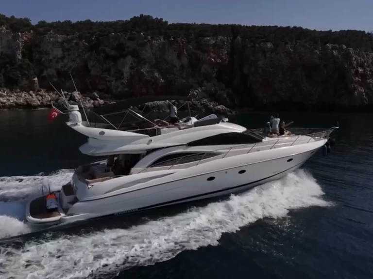 Wynajem łodzi Sunseeker Sunseeker Manhattan 56 w Kemer na SamBoat 