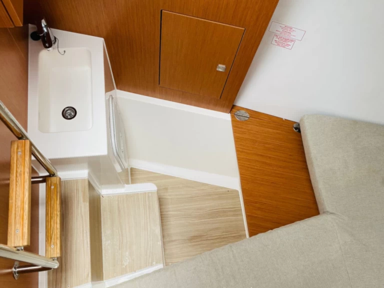 Bavaria Bavaria C50 między profesjonalistami a osobami prywatnymi w Goecek