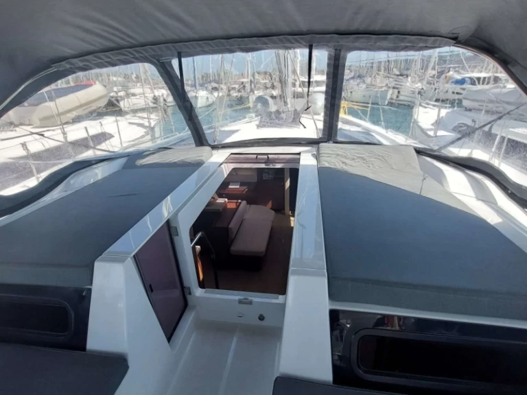 Wynajem Żaglowiec w Gouvia - Bénéteau Oceanis 51.1