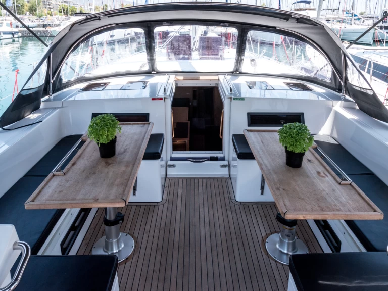 Wynajmij Żaglowiec z lub bez skippera Bavaria w Lefkáda