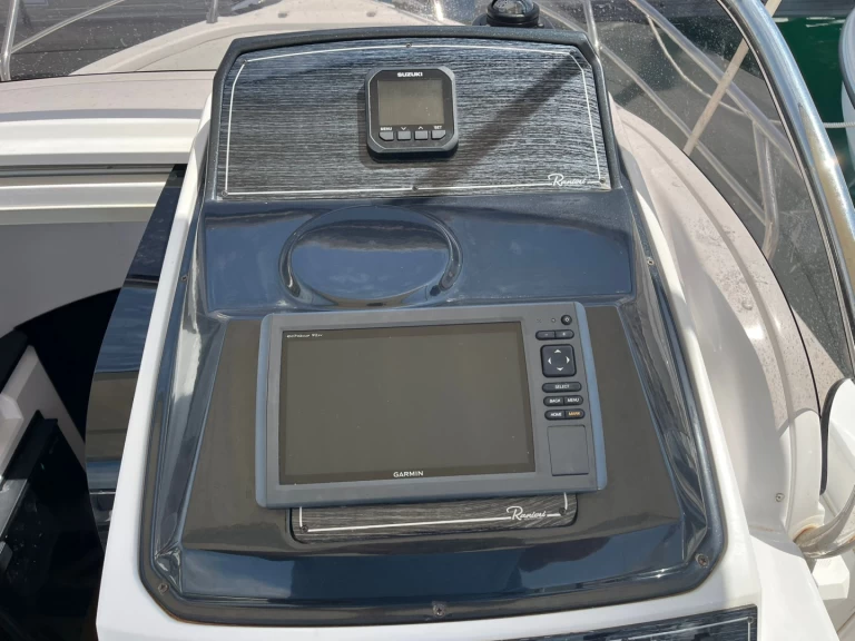 Wynajmij Ranieri Shadow 22 w Port La Napoule