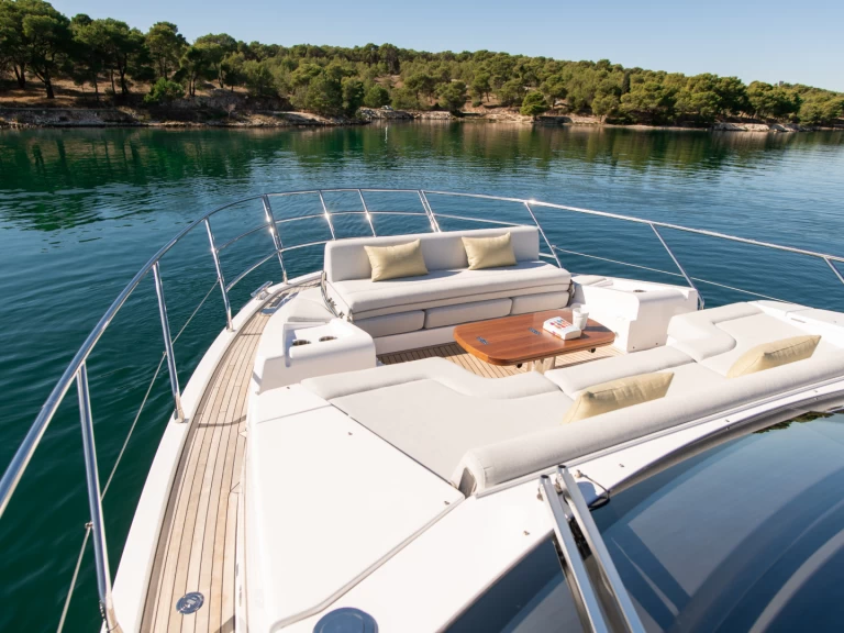 Wynajmij Azimut Azimut 60 Fly w Sibenik