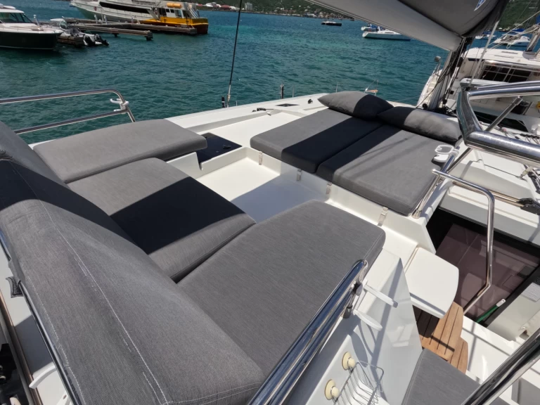 Wynajem łodzi Fountaine Pajot Saona 47 w Road Town na SamBoat 