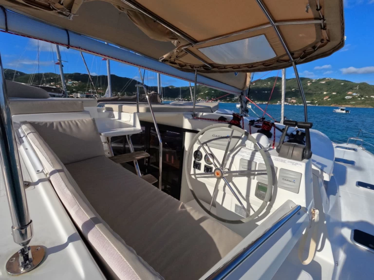 Katamaran do wynajmu w Road Town w najlepszej cenie