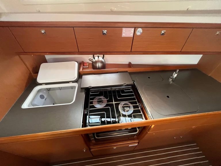 Wynajem łodzi Sukosan tanio Cruiser 41