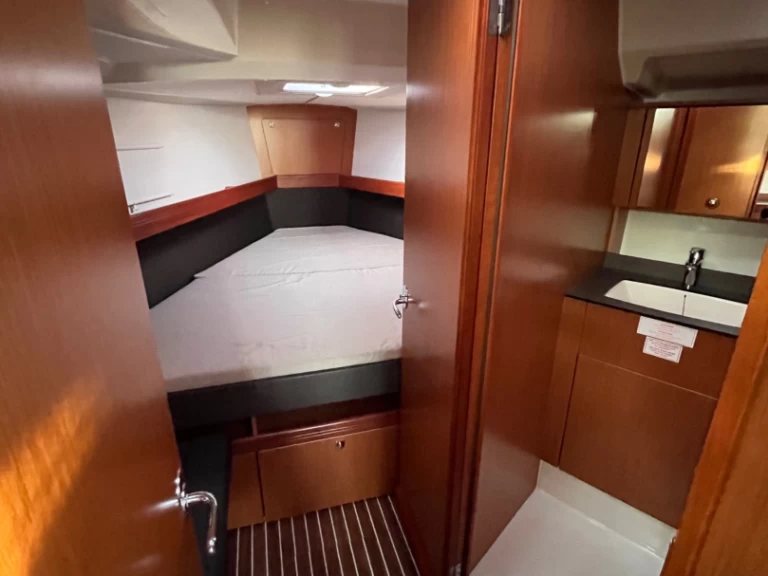 Wynajmij Żaglowiec z lub bez skippera Bavaria w Sukosan