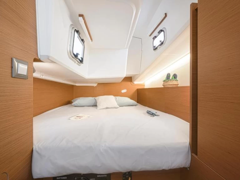 Wynajem Żaglowiec w Marmaris - Jeanneau Sun Odyssey 380