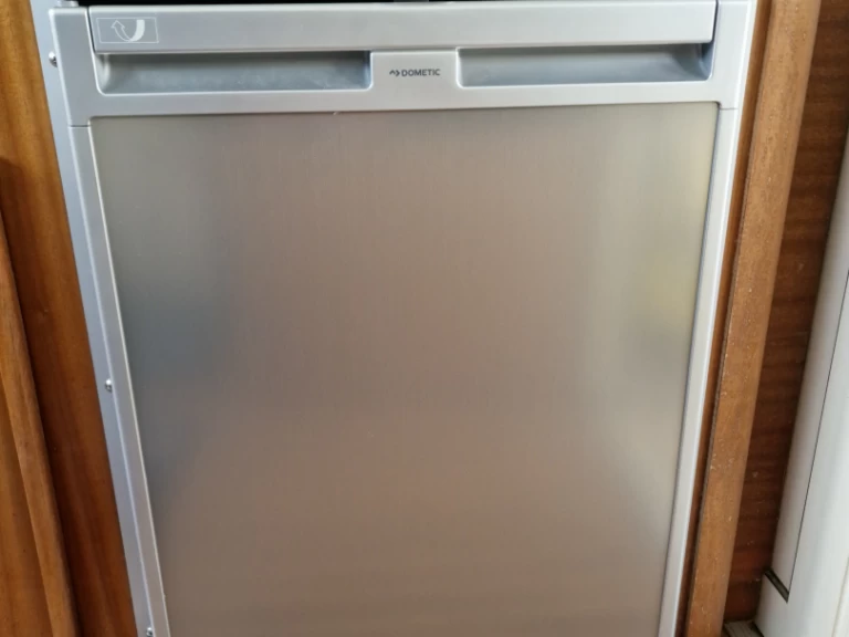 Wynajem łodzi Biograd na Moru tanio Adria Event 850