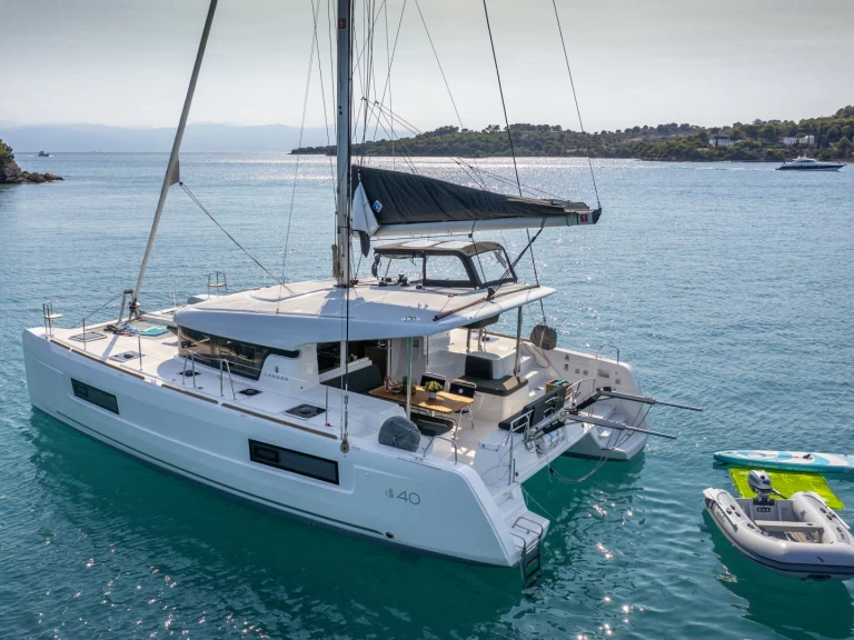 Wynajmij Katamaran z lub bez skippera Lagoon w Pórto Chéli