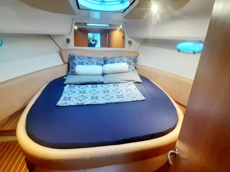 Motorówka do wynajmu w Zadar w najlepszej cenie