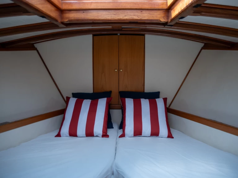 Żaglowiec do wynajmu w Portimão w najlepszej cenie