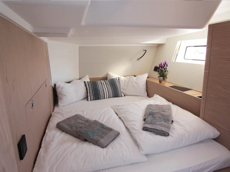 Żaglowiec do wynajmu w Lavrio w najlepszej cenie