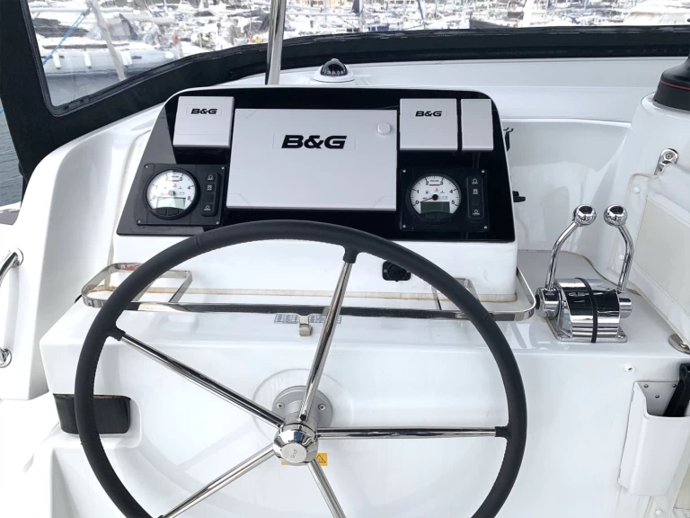 Katamaran do wynajmu w Lavrio w najlepszej cenie