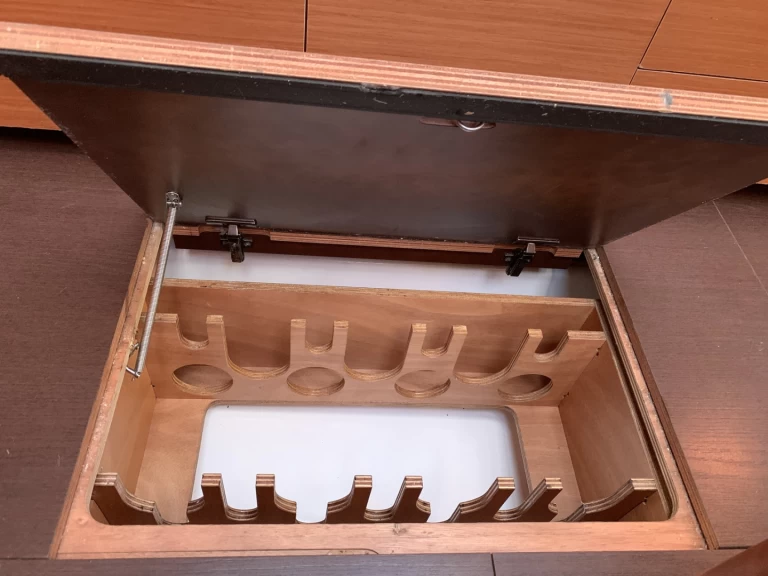 Wynajem Żaglowiec Dufour z patentem 