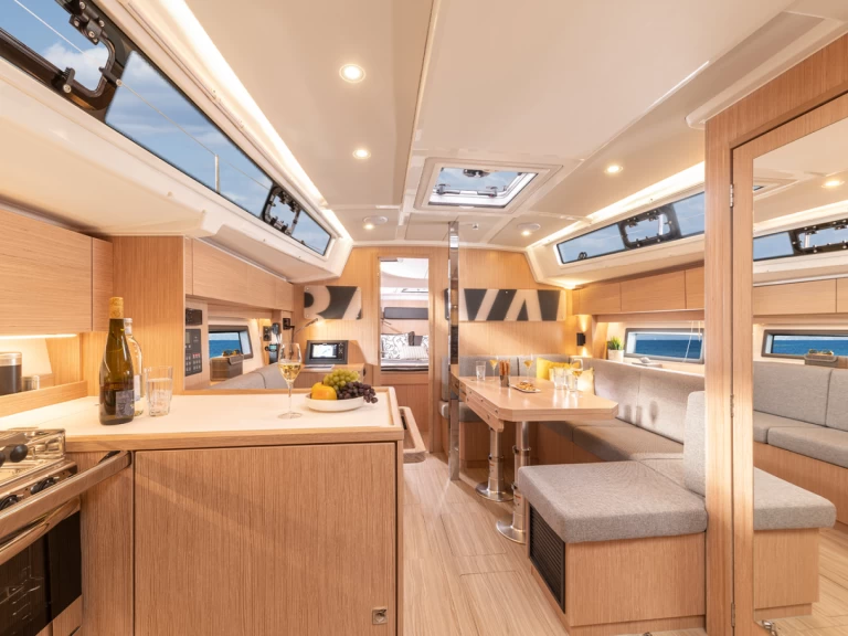 Wynajmij Żaglowiec z lub bez skippera Bavaria w Primosten