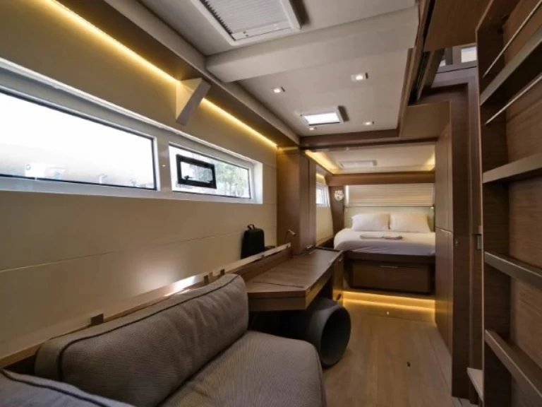 Wynajmij Katamaran z lub bez skippera Lagoon w Rhodes (City)