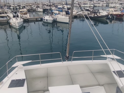 Wynajem Katamaran Bali z patentem 