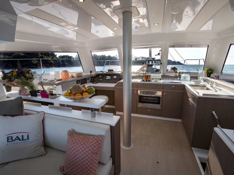 Wynajmij Katamaran z lub bez skippera Bali w Lefkáda