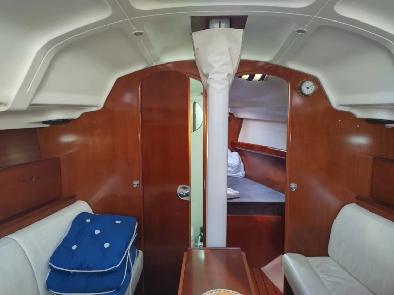 Wynajmij Żaglowiec z lub bez skippera Bénéteau w Yerseke