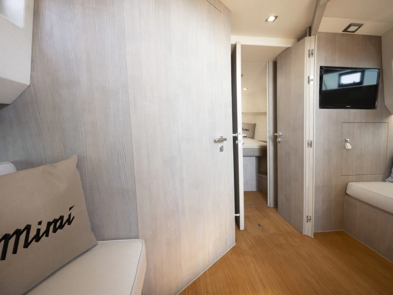 Wynajem Motorówka w Novi Vinodolski -  Libeccio 11 Cabin