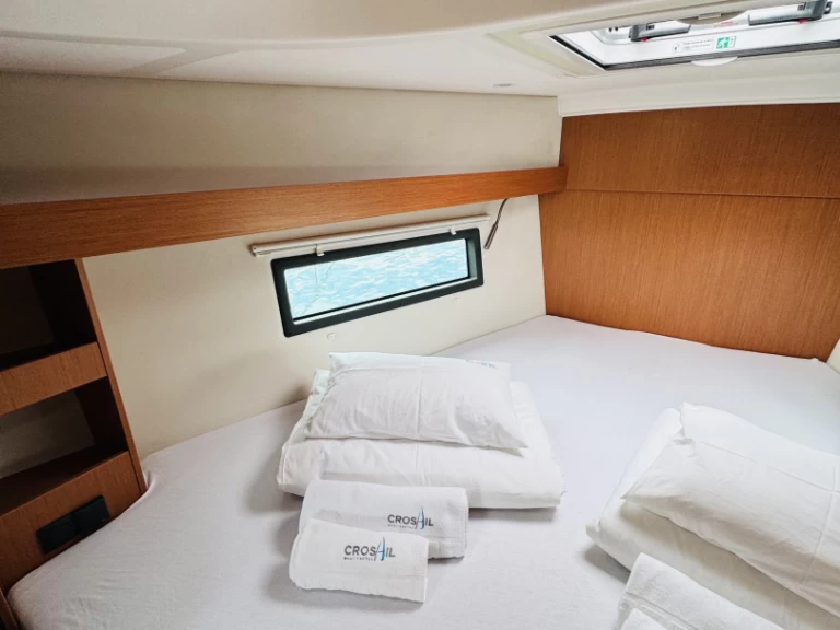 Wynajem łodzi Novi Vinodolski tanio Bavaria C38