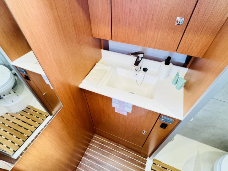 Wynajmij Żaglowiec z lub bez skippera Bavaria w Novi Vinodolski