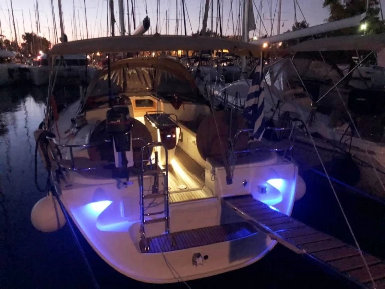 Wynajem łodzi Alimos tanio Sun Odyssey 43