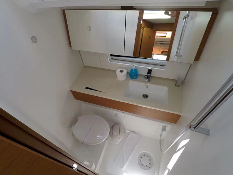 Wynajmij Dufour Dufour 44 w Sibenik