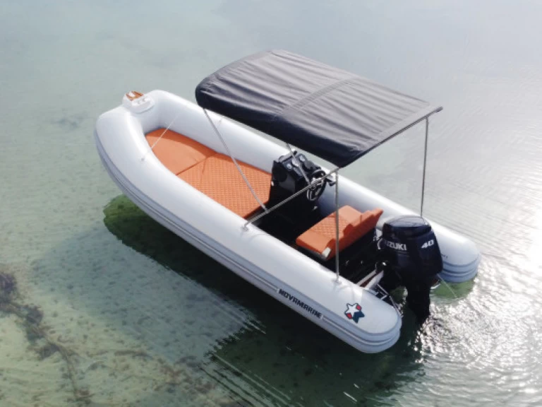 Wynajmij  Motorboat 4.3 w Torre Canne