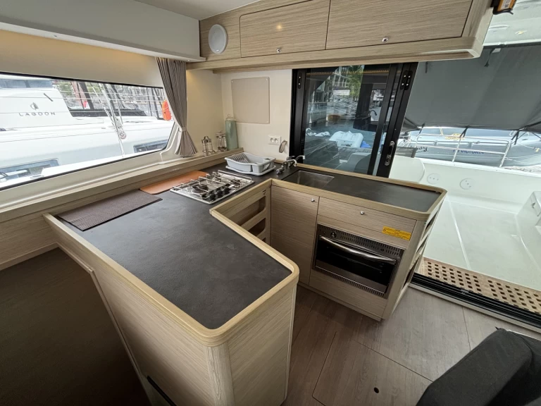 Wynajem łodzi Eden Island tanio Lagoon 42