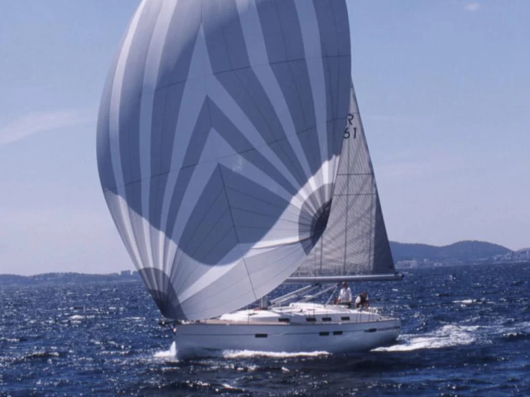 Bavaria Cruiser 45 między profesjonalistami a osobami prywatnymi w San Benedetto del Tronto