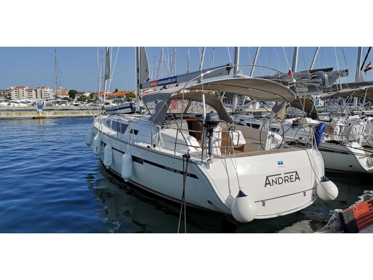 Wynajem łodzi Pirovac tanio Cruiser 46