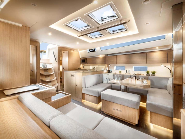 Wynajmij Żaglowiec z lub bez skippera Bavaria w Golfo Aranci