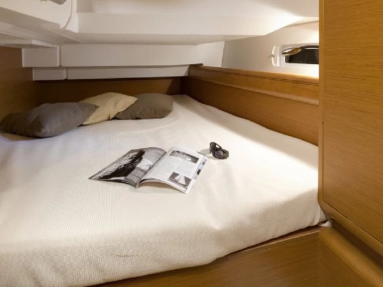 Wynajem łodzi Jeanneau Sun Odyssey 419 w Ao Po na SamBoat 