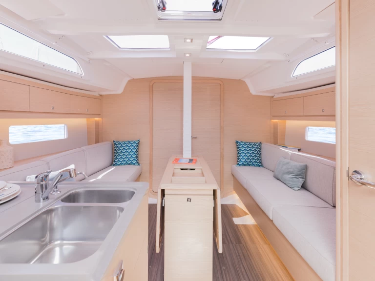 Wynajmij Dufour Dufour 37 w Dubrownik