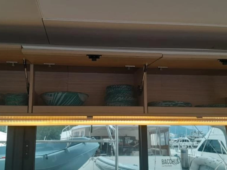 Katamaran do wynajmu w Eden Island w najlepszej cenie