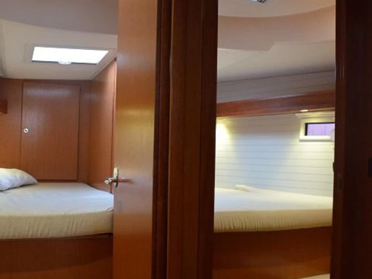 Bavaria Cruiser 45 między profesjonalistami a osobami prywatnymi w San Benedetto del Tronto