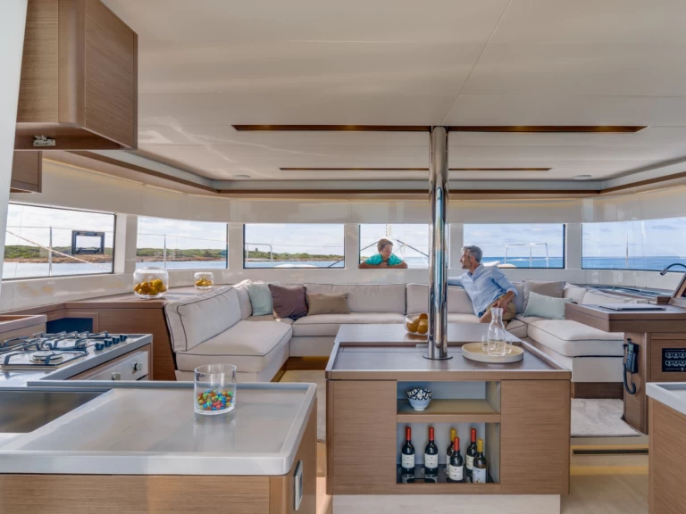 Wynajem w Capo d'Orlando- Lagoon Lagoon 50 na SamBoat